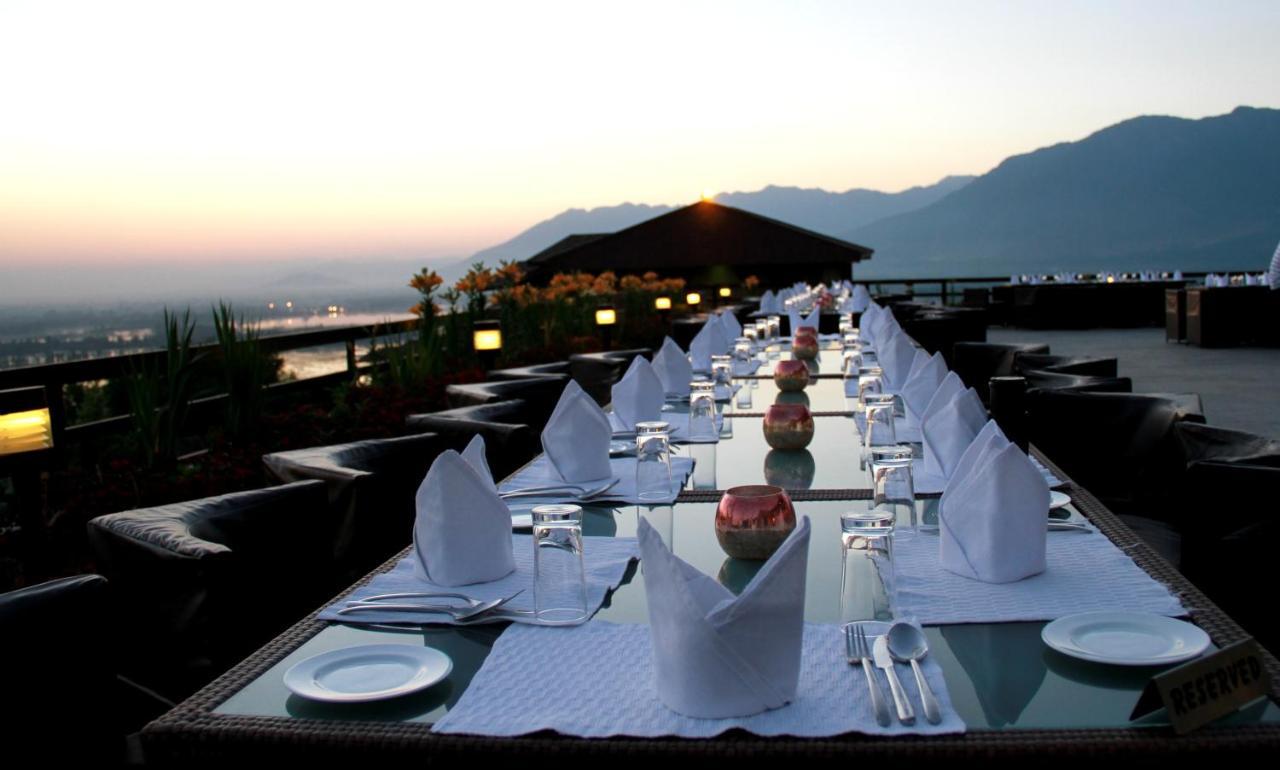 מלון Taj Dal View Srinagar מראה חיצוני תמונה